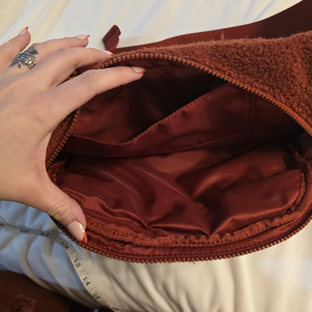 lululemon athletica Belt Bag - Picture 5 of 7